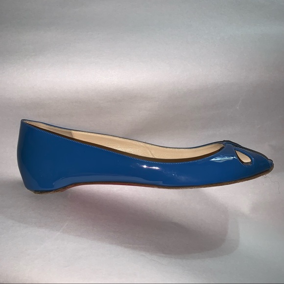 CHRISTIAN LOUBOUTIN size 39.5 bright blue PATENT LEATHER peep toe FLATS - Picture 7 of 11